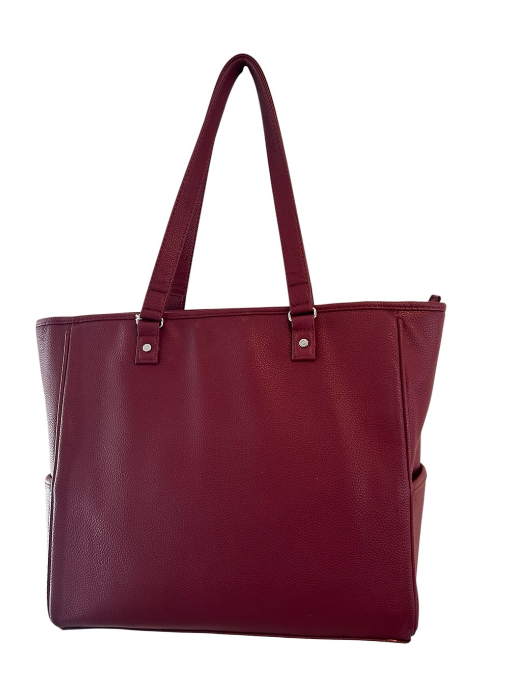 Thirty-One Gifts Around Town Tote in the Deep Merlot Pebble colorway